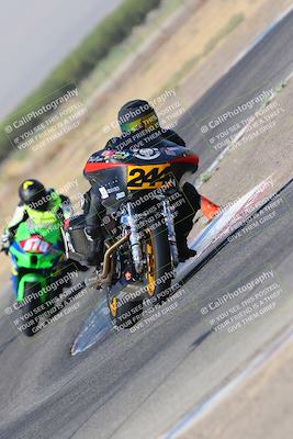 media/Aug-19-2022-TrackDaz (Fri) [[a0110a8595]]/Club Race/10am (Outside Grapevine)/